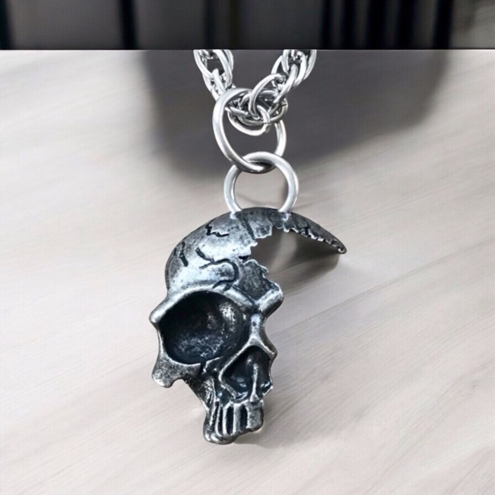 🆕3D Shattered Skull Pendant Stainless Steel